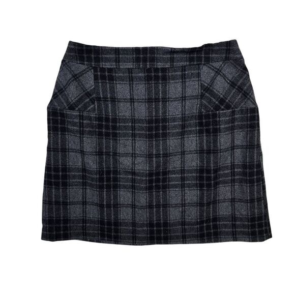 Willi Smith Dresses & Skirts - Willi Smith Plaid Mini Skirt in Black and Gray